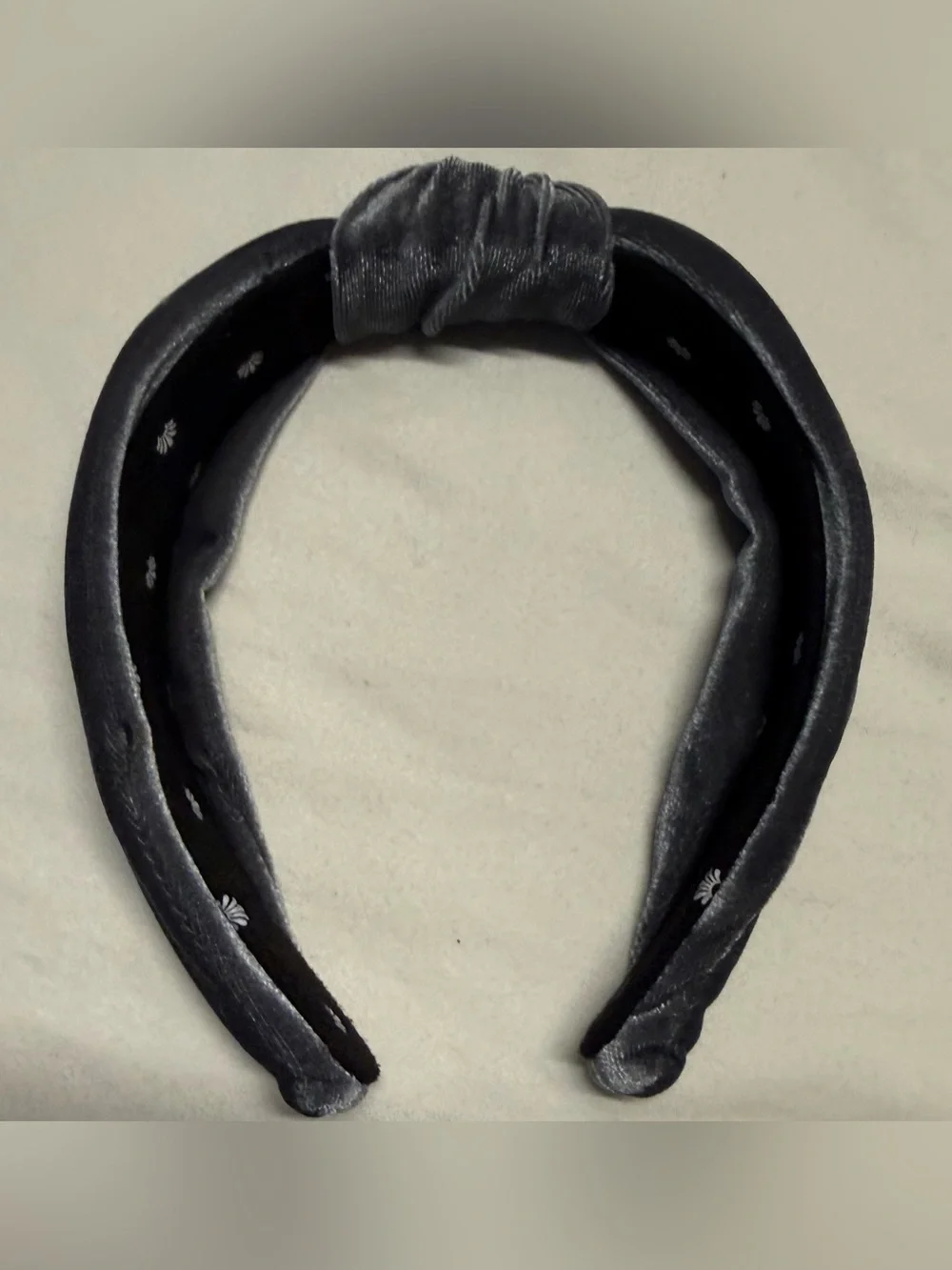Lele Sadoughi Gray Velvet Padded Knotted Headband Hair Accessory